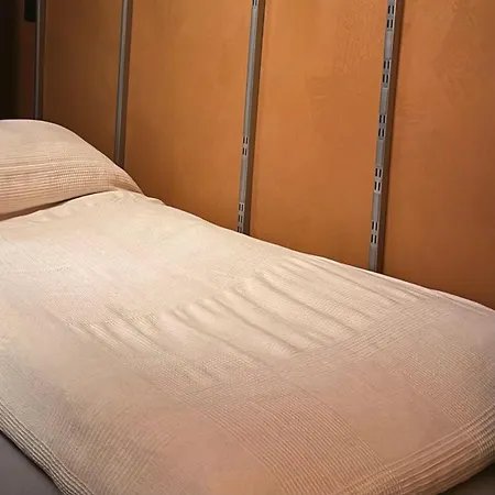 Design With Sauna And In Lägenhet