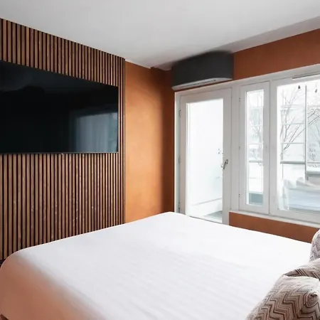 Design With Sauna And In