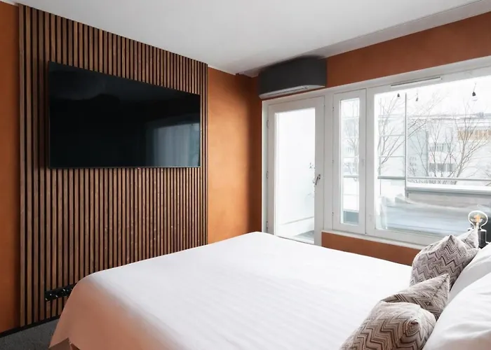 Design With Sauna And In